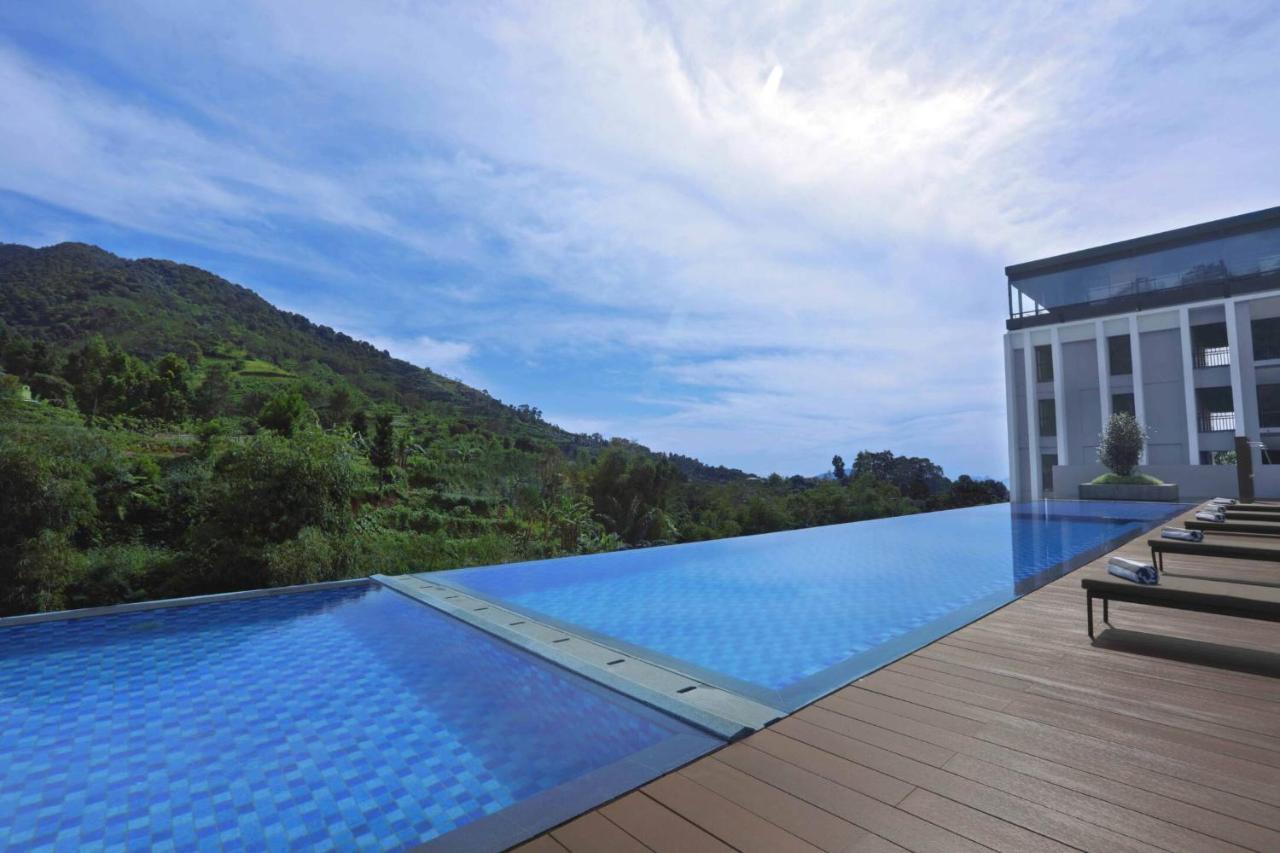 Grand Aston Puncak Hotel & Resort Ciseureuh Exterior photo